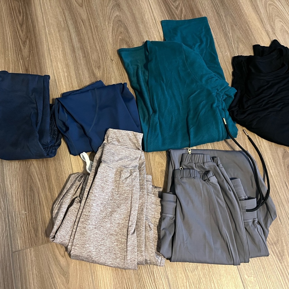 Lot Zyia athletic size large 8-10. Peak Zipper & cozy jogger, Boyfriend Cardigan